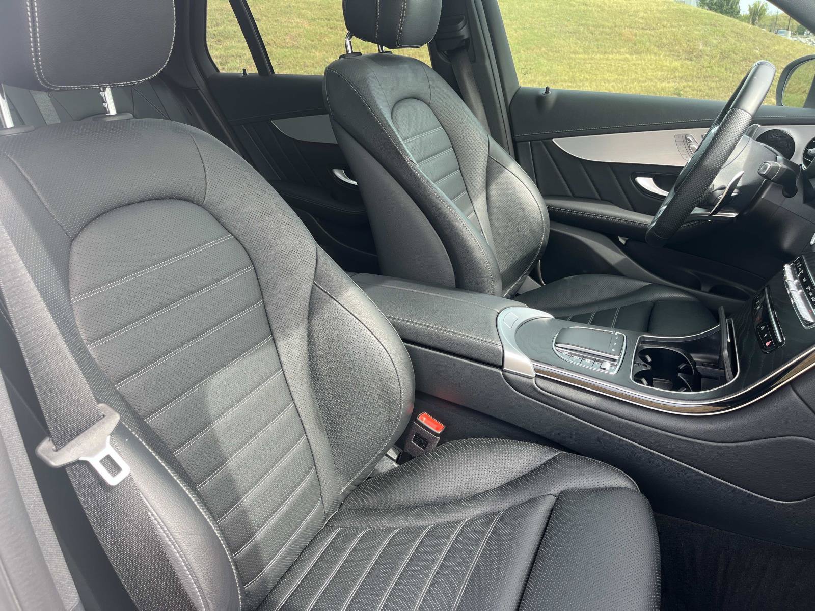 Certified 2022 Mercedes-Benz GLC 43 AMG 4MATIC image 22