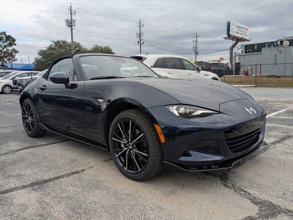 New 2025 MAZDA MX-5 Miata Grand Touring w/ Appearance Package video 2