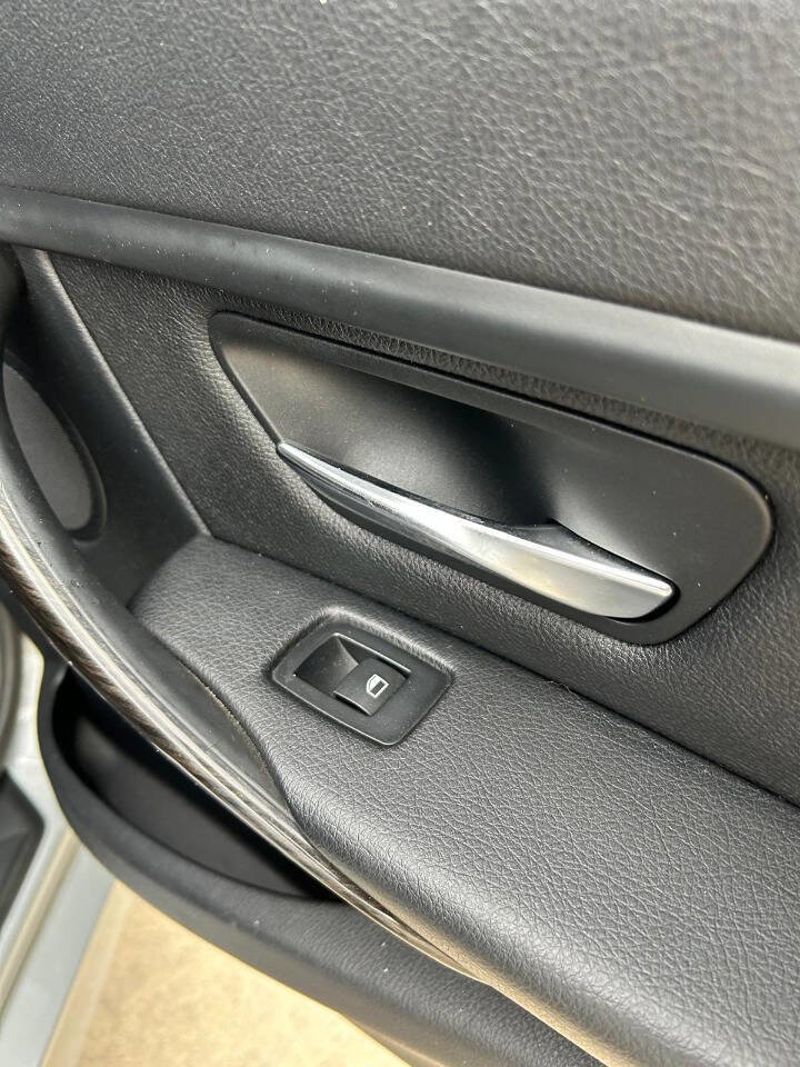 Used 2015 BMW 328i Sedan image 23