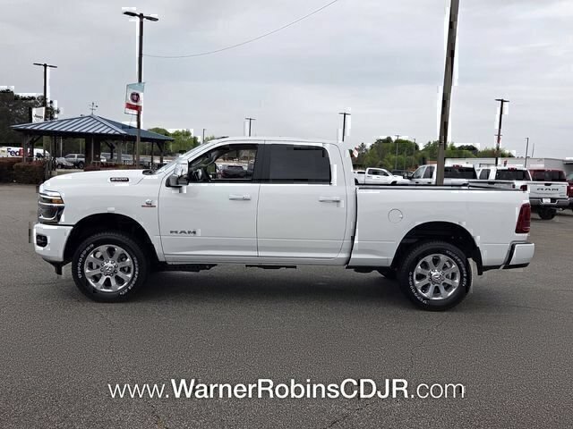 New 2026 RAM 2500 Laramie AWD/4WD image 4