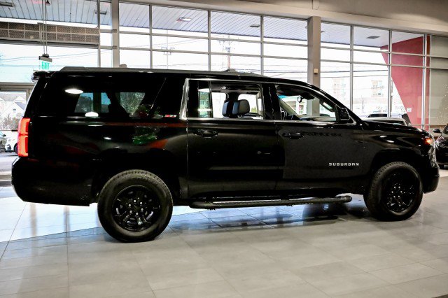 Used 2020 Chevrolet Suburban LT image 4