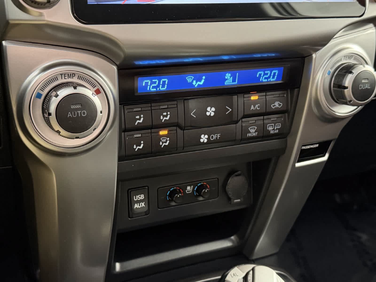 Used 2019 Toyota 4Runner Limited AWD/4WD image 21