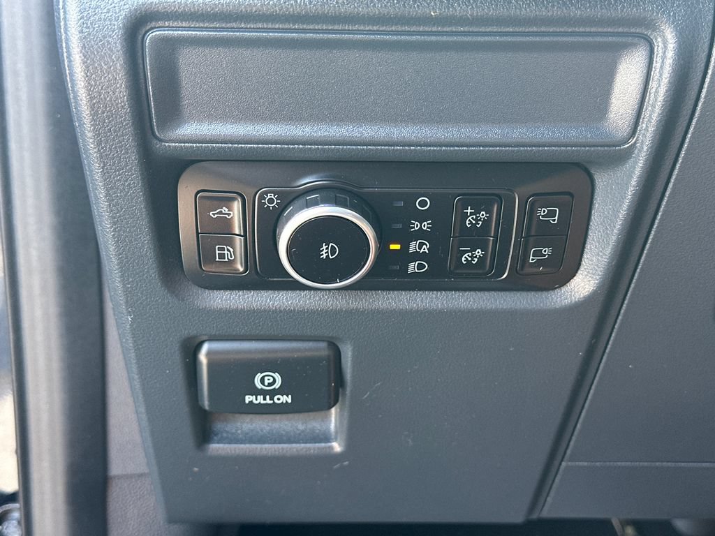 Certified 2025 Ford F150 XLT w/ Equipment Group 302A MID AWD/4WD image 31