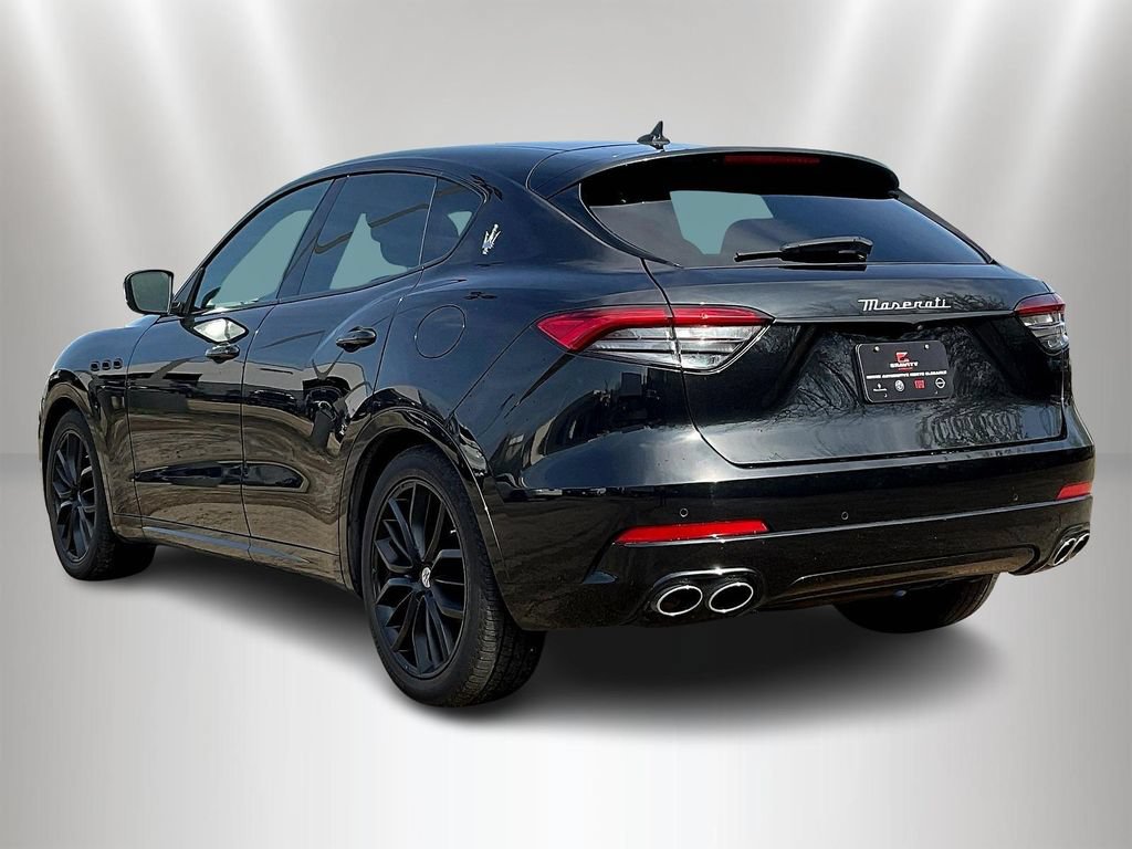 Used 2022 Maserati Levante GT AWD/4WD image 4