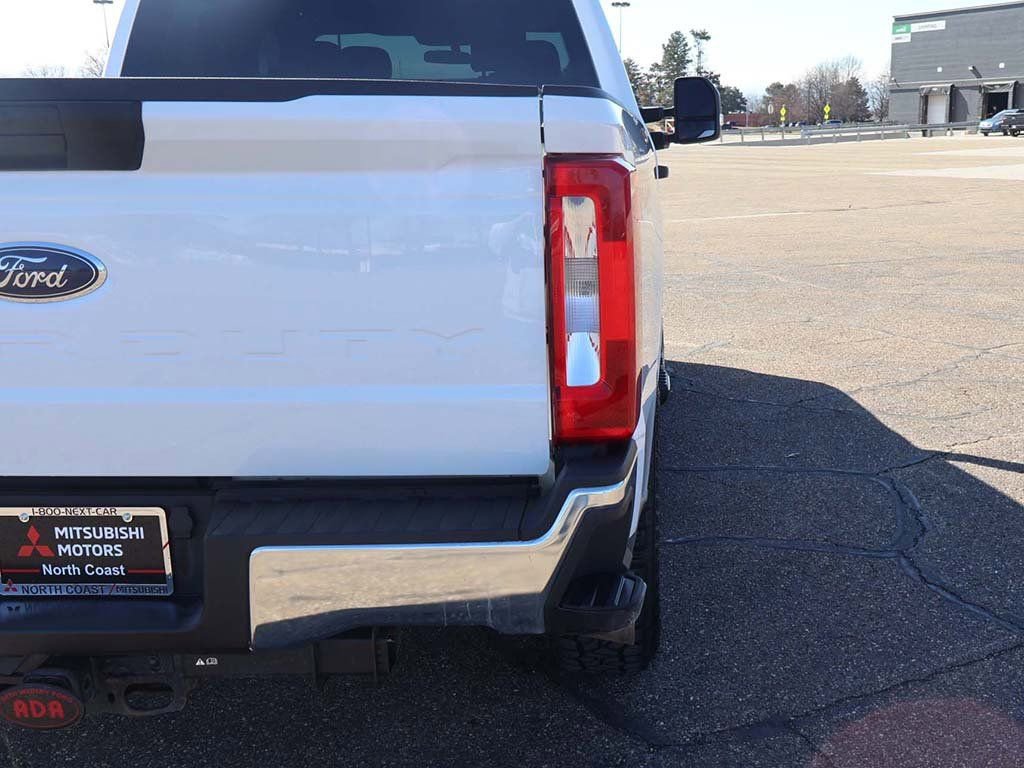 Used 2024 Ford F250 XLT w/ FX4 Off-Road Package image 11