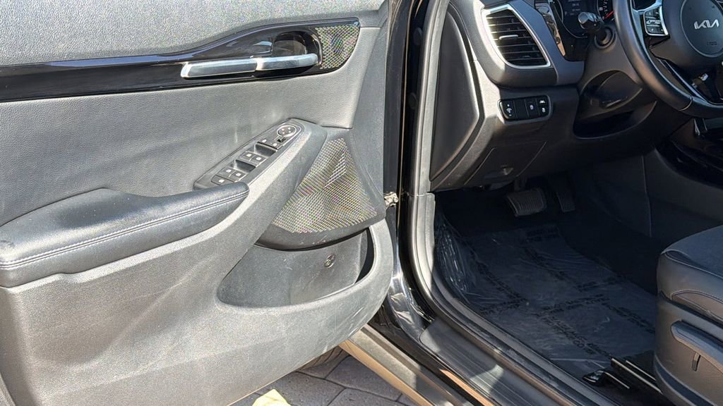 Used 2022 Kia Seltos S image 23