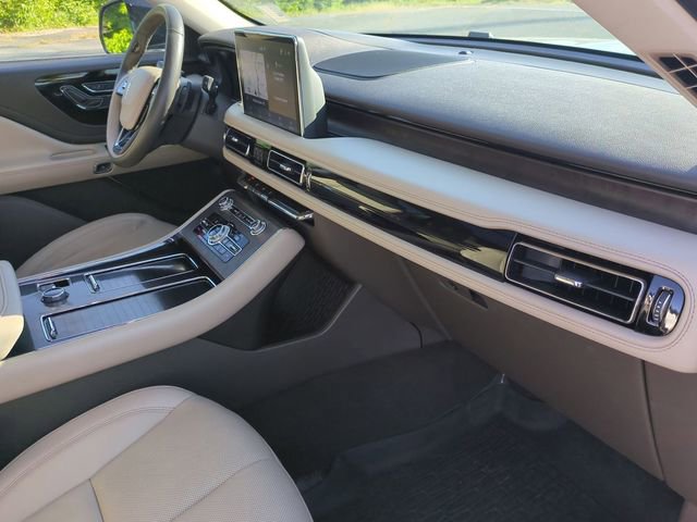 Used 2024 Lincoln Aviator Reserve w/ Equipment Group 201A RWD image 45
