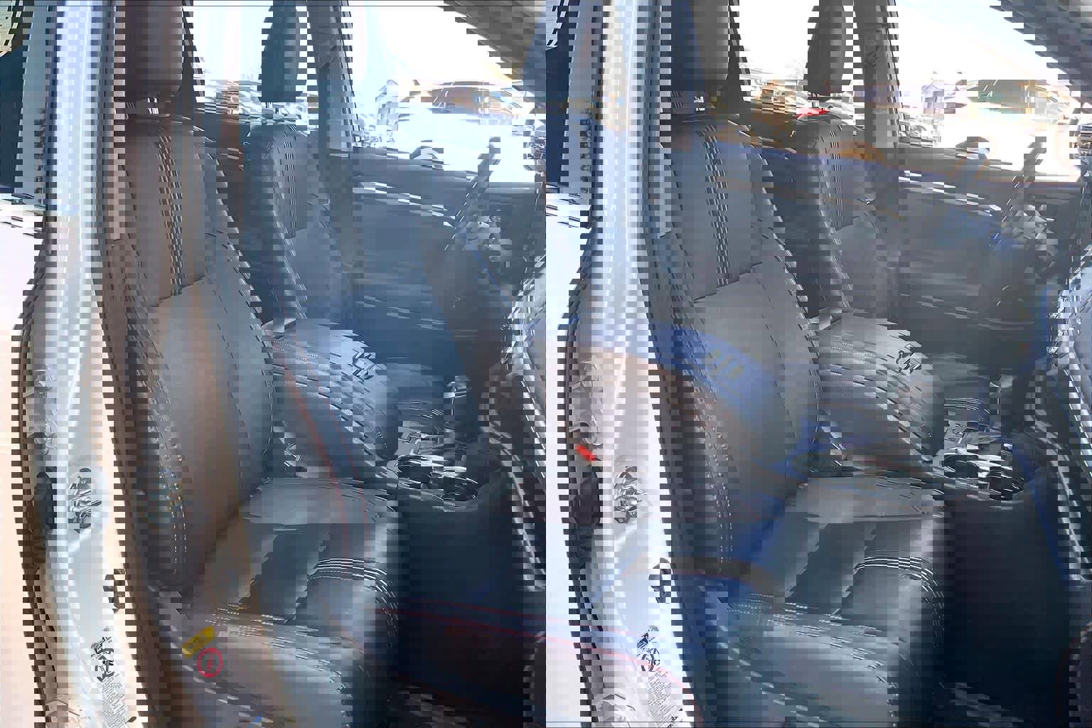 Used 2019 Toyota Highlander SE image 10