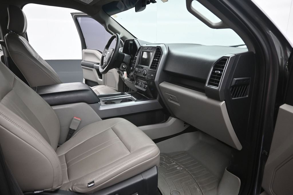 Used 2018 Ford F150 XLT w/ Equipment Group 302A Luxury AWD/4WD image 24