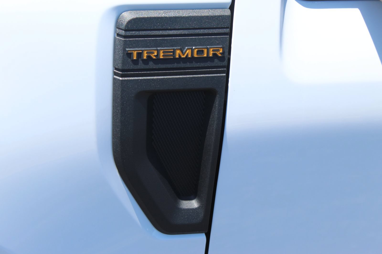 Used 2025 Ford Maverick Tremor AWD/4WD image 3