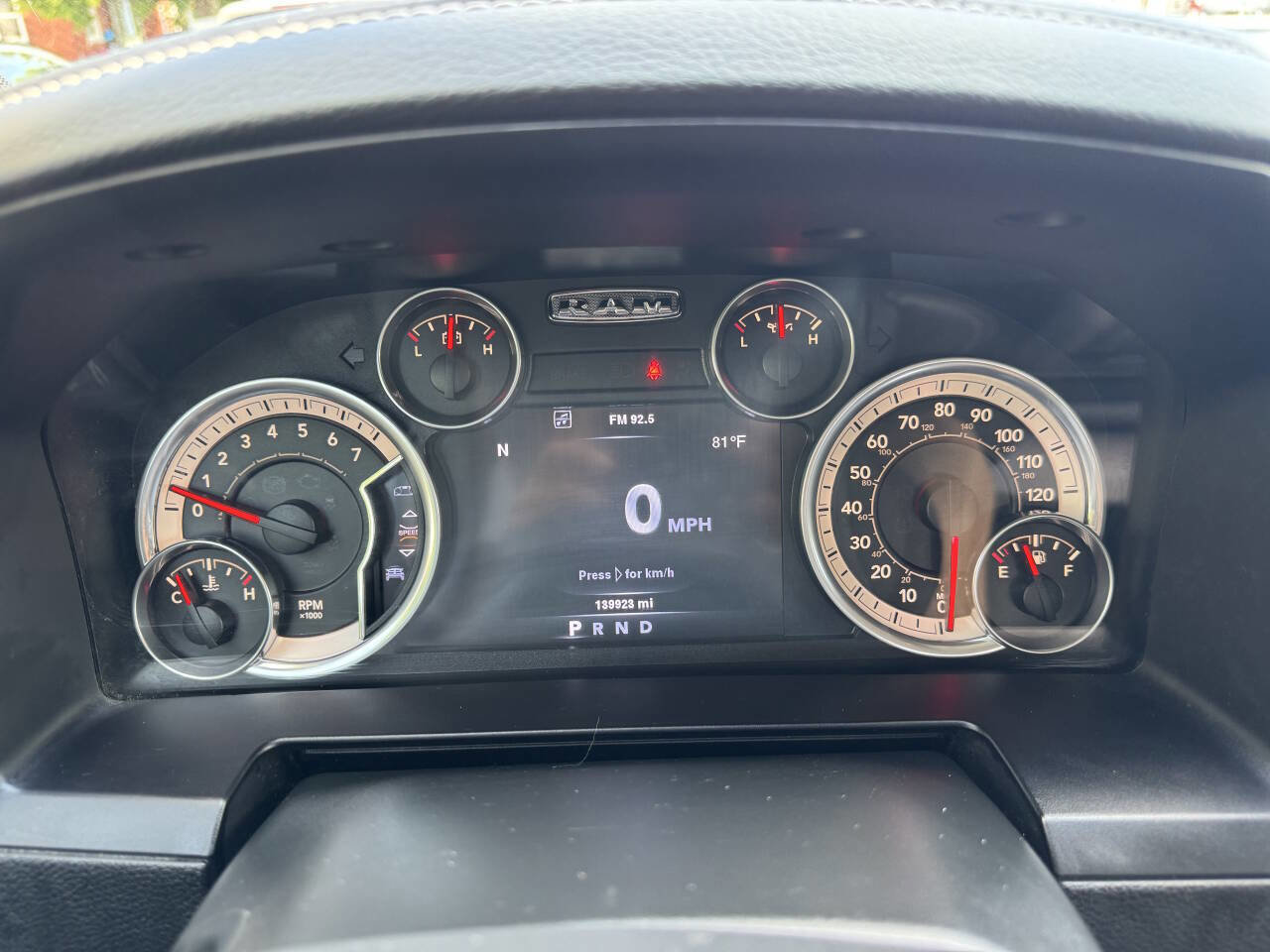 Used 2014 RAM 1500 Laramie w/ Convenience Group image 26