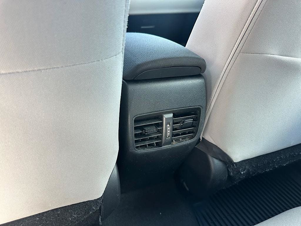 Certified 2024 Toyota Corolla Cross L FWD image 17