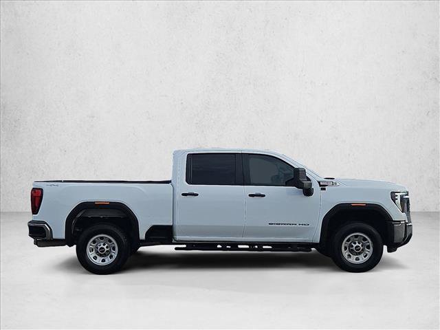 Certified 2025 GMC Sierra 2500 Pro AWD/4WD image 4