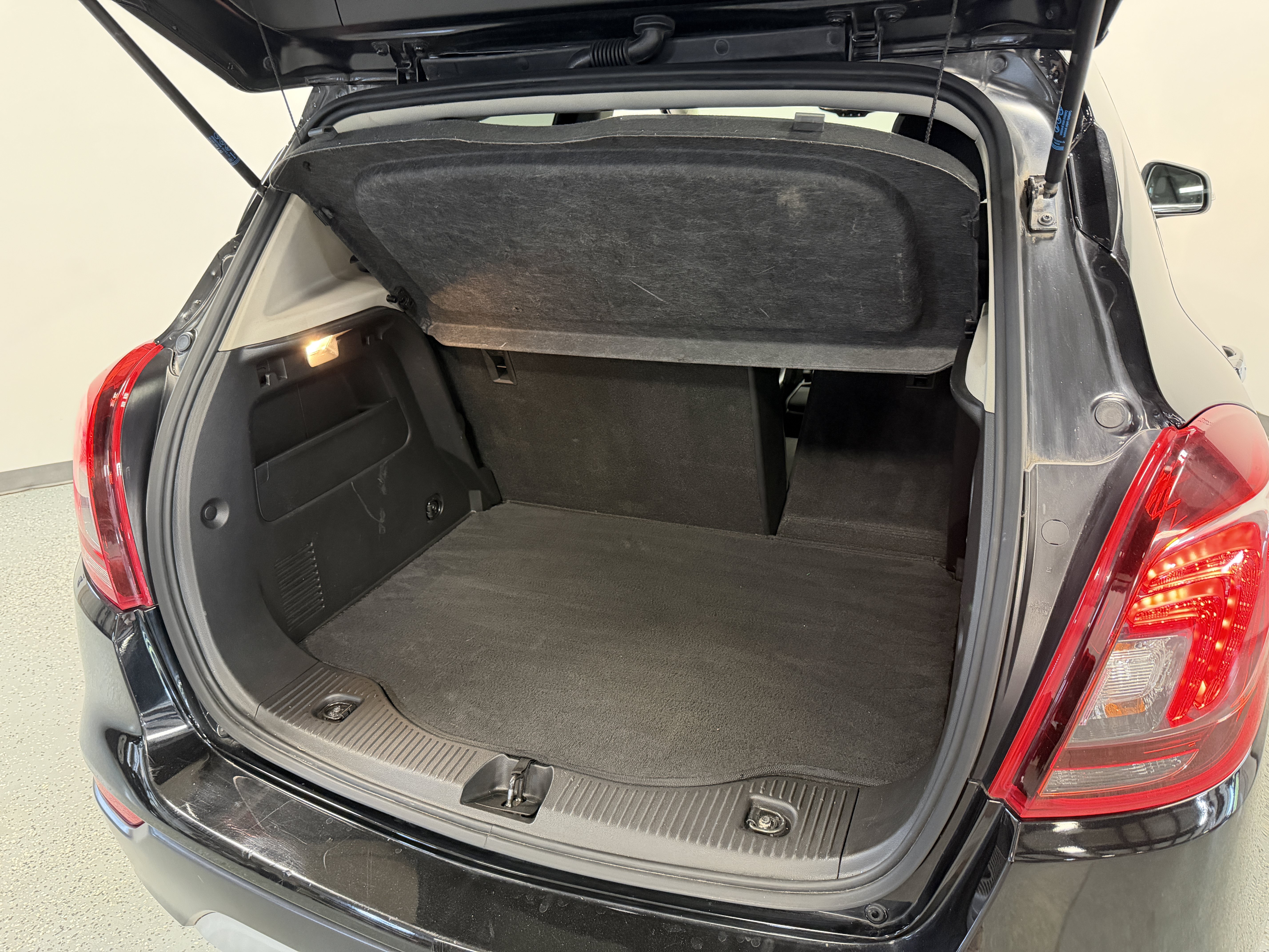 Used 2017 Buick Encore Preferred FWD image 22