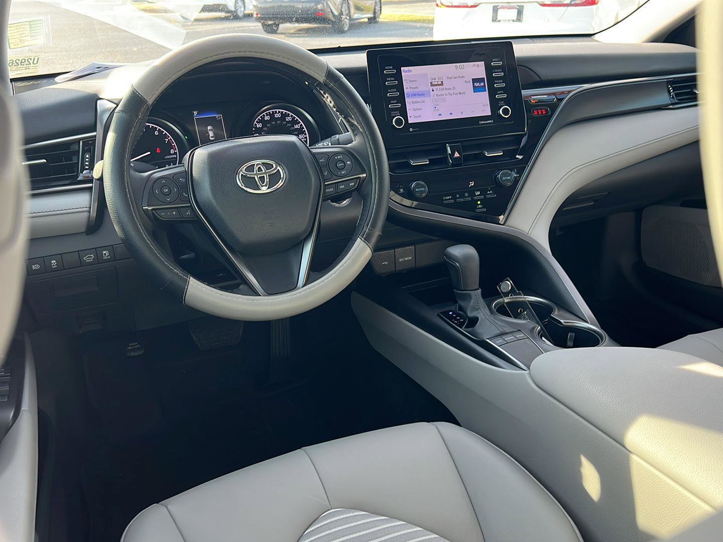 Certified 2024 Toyota Camry SE w/ Convenience Package image 18