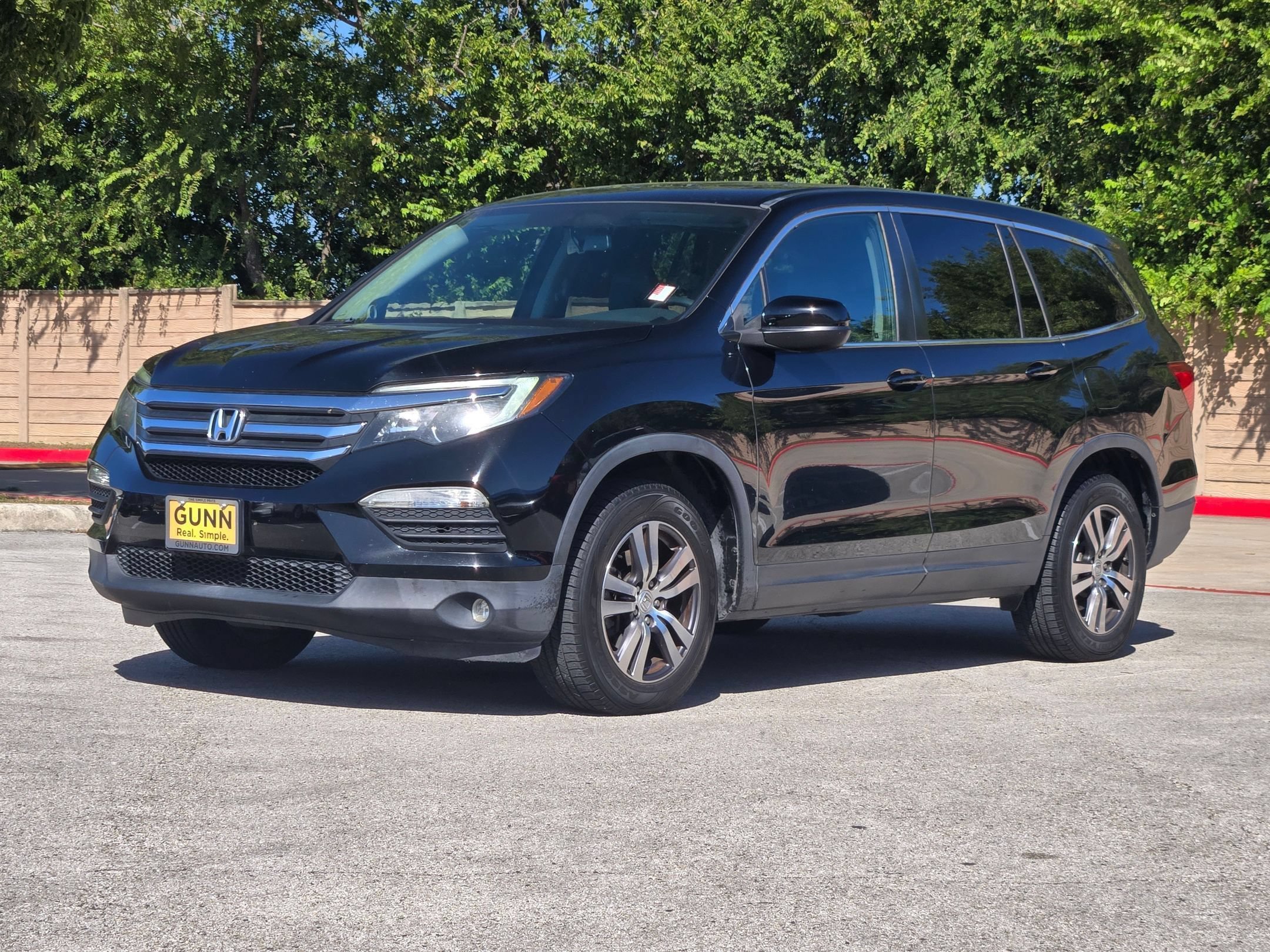 Used 2017 Honda Pilot EX-L image 7