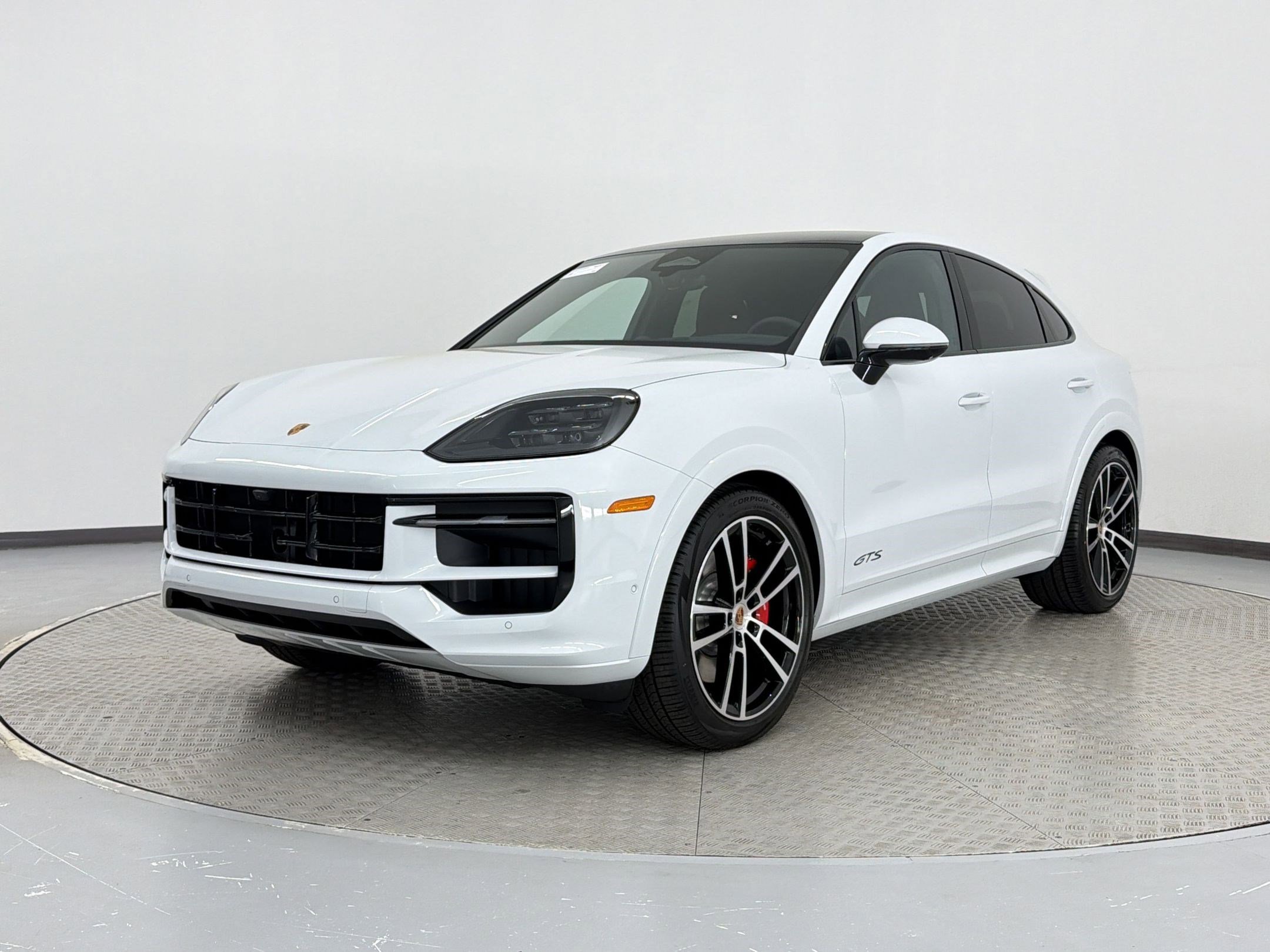 New 2026 Porsche Cayenne GTS AWD/4WD image 1