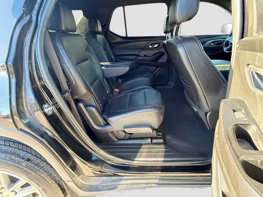 Used 2023 Chevrolet Traverse LT image 26