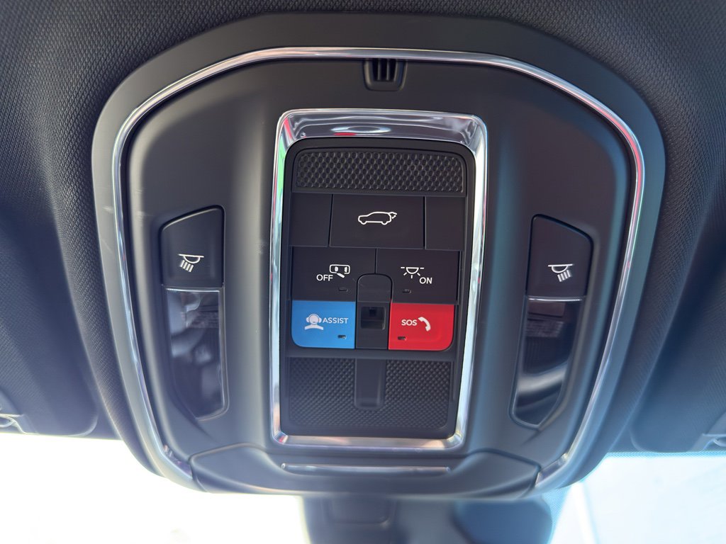 Used 2025 Jeep Grand Cherokee L Limited image 48