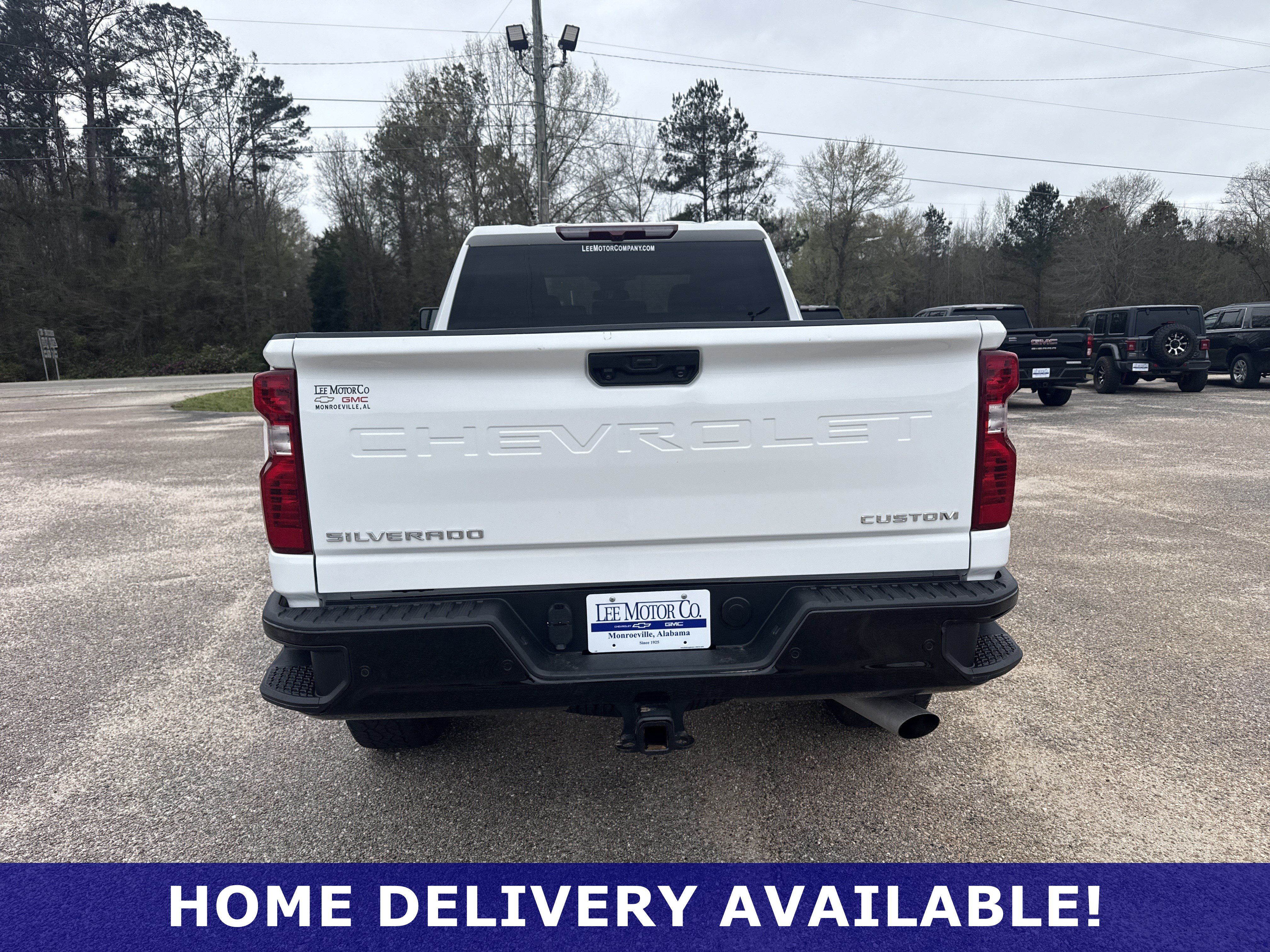 Used 2024 Chevrolet Silverado 2500 Custom w/ Custom Value Package image 16