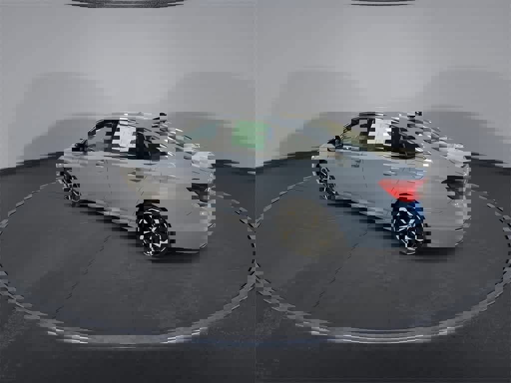 Used 2022 Honda Accord Sport image 6