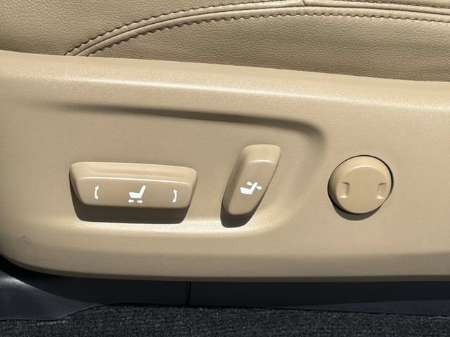 Used 2023 Toyota 4Runner Limited AWD/4WD image 22