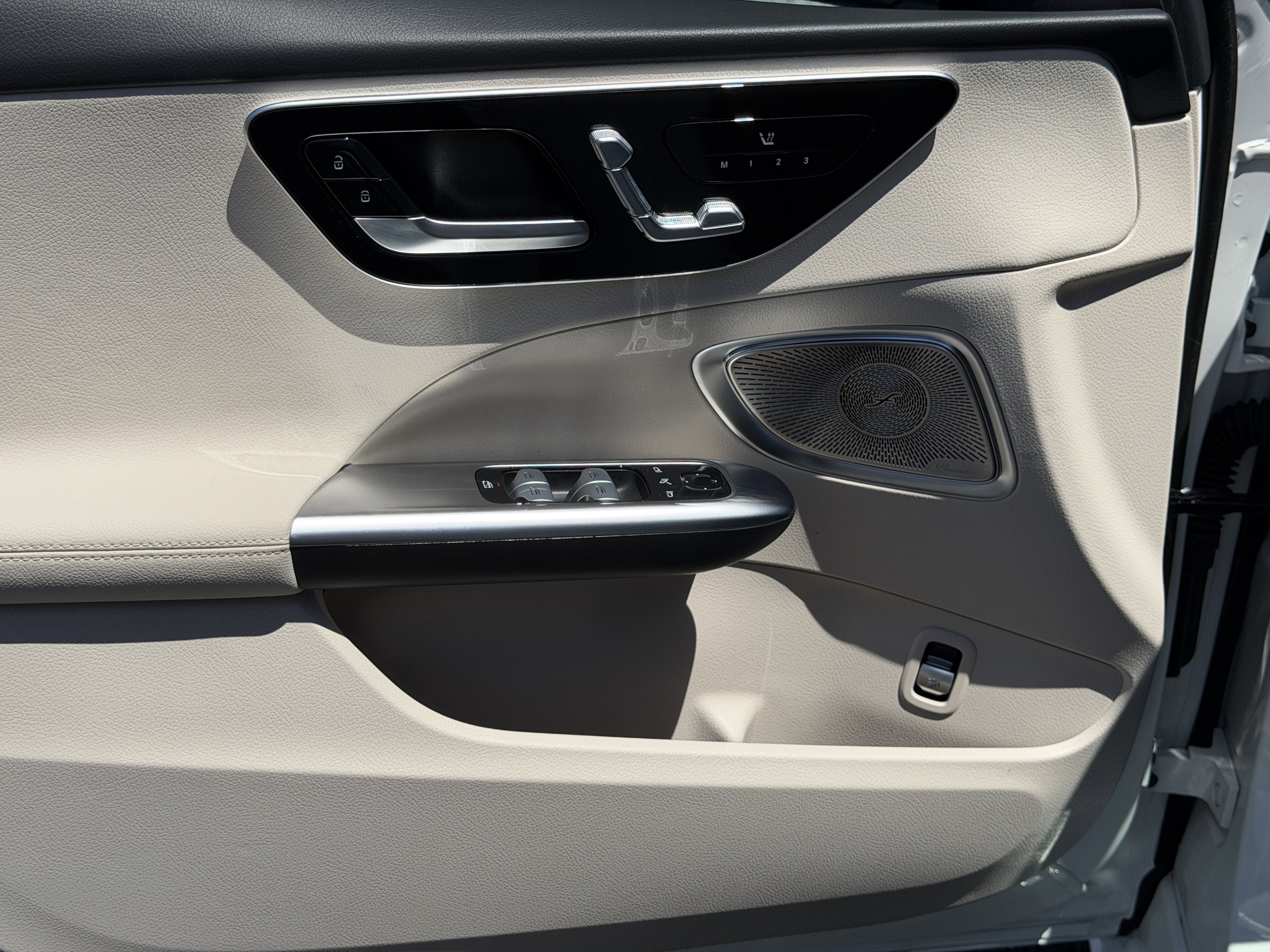 Used 2024 Mercedes-Benz C 300 4MATIC Sedan image 22