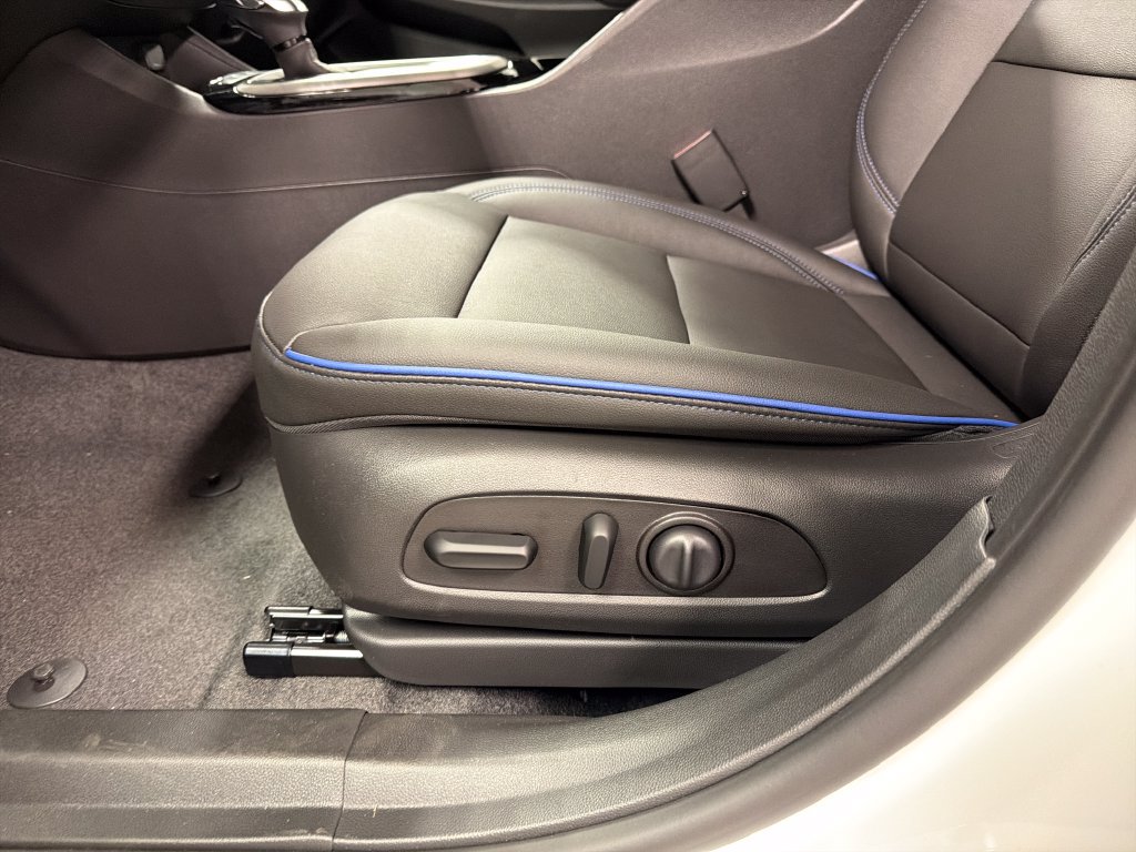 New 2026 Buick Envista Sport Touring w/ Convenience I Package FWD image 21