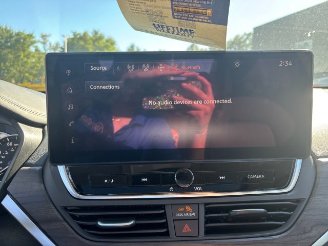 Used 2025 Nissan Altima 2.5 SV w/ SV Premium Package FWD image 19