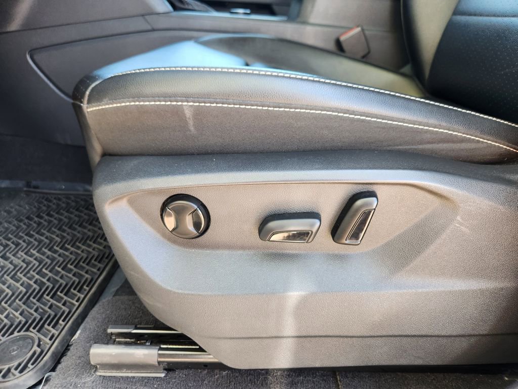 Used 2022 Volkswagen Atlas SE image 14