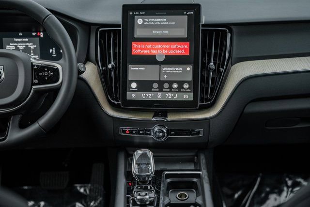 New 2026 Volvo XC60 B5 Plus w/ Protection Package Premier image 22