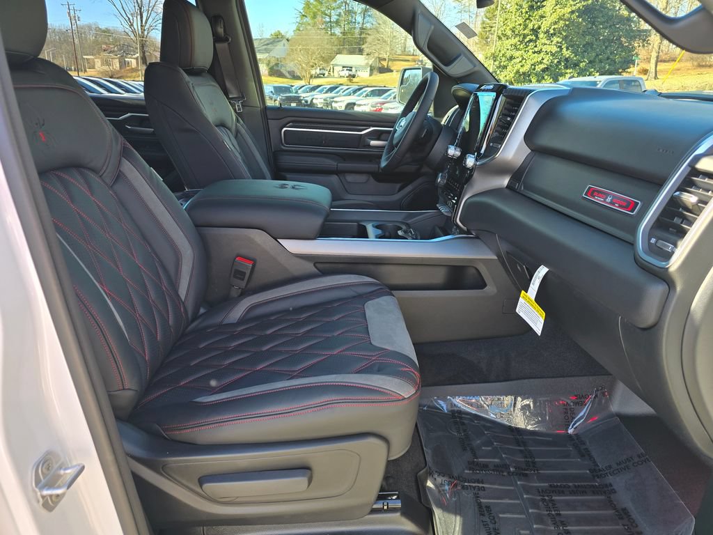 New 2026 RAM 1500 Big Horn AWD/4WD image 30