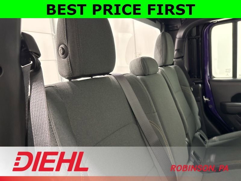 New 2026 Jeep Gladiator Sport image 9