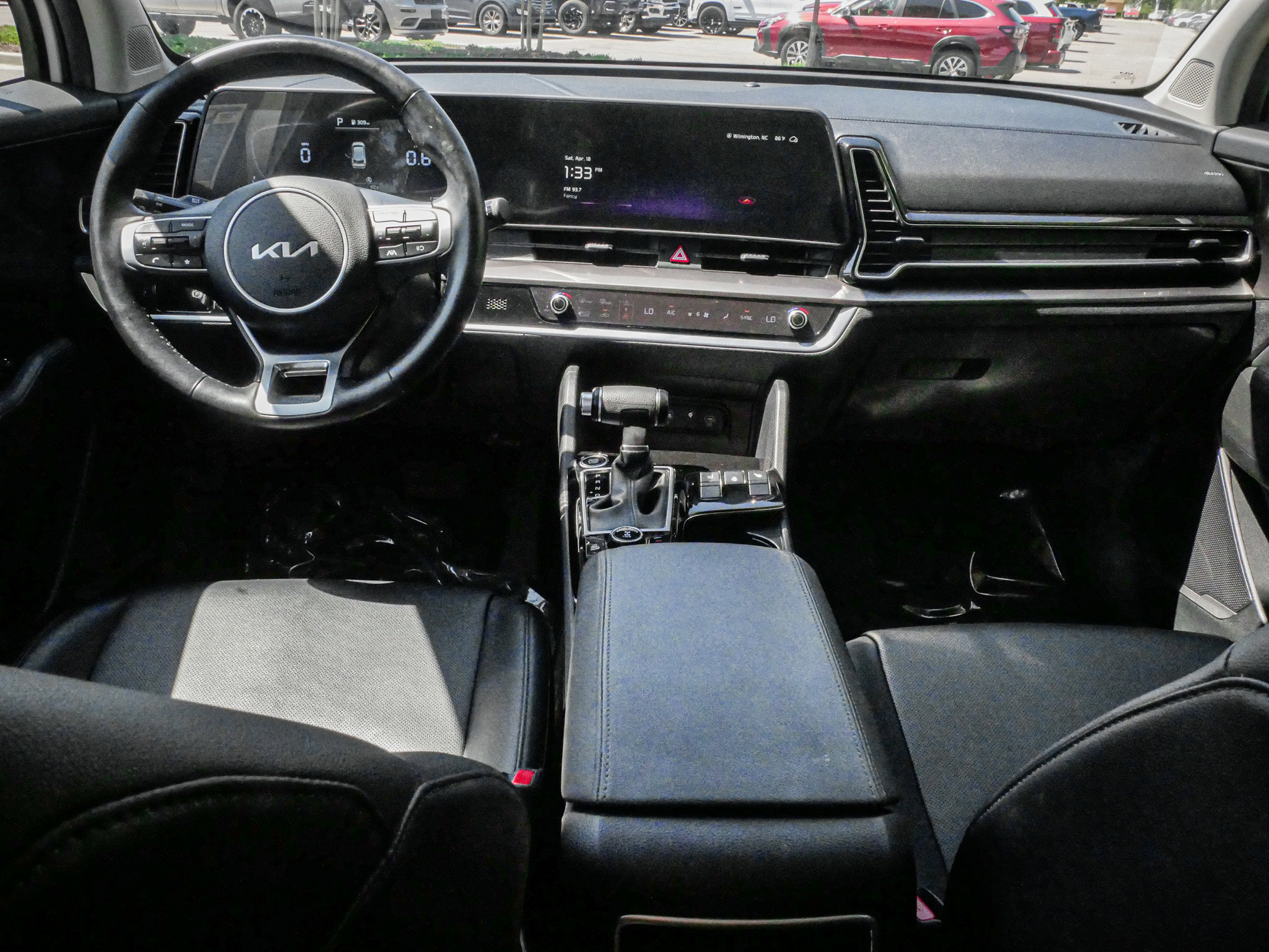 Used 2023 Kia Sportage EX AWD/4WD image 28