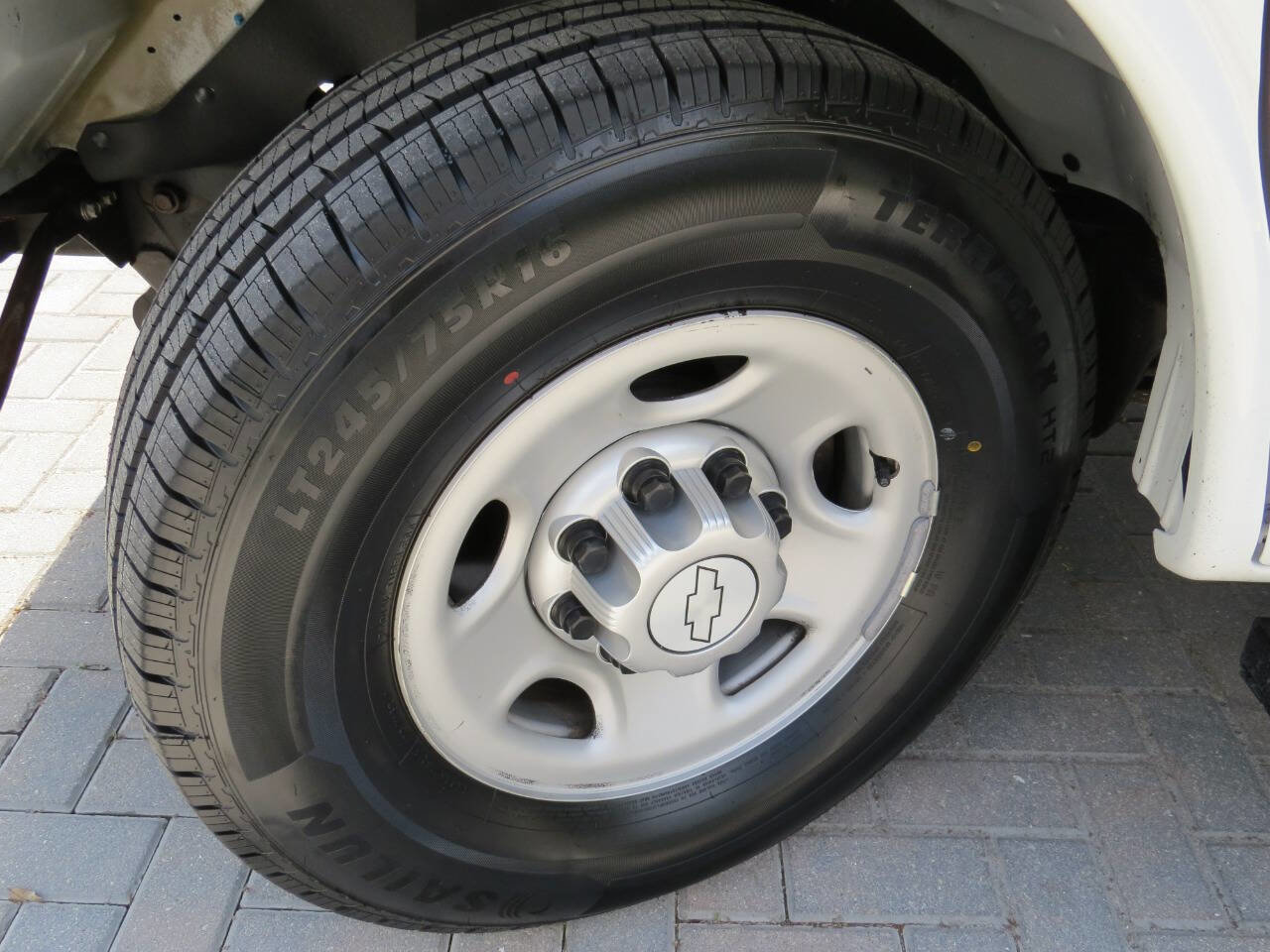 Used 2016 Chevrolet Express 3500 image 44