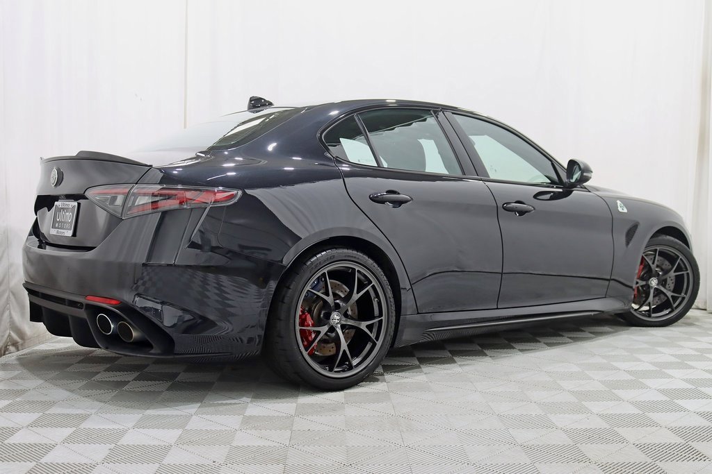 Used 2024 Alfa Romeo Giulia Quadrifoglio w/ Active Assist Plus Package image 8