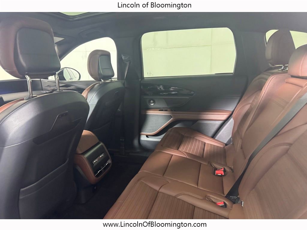 New 2026 Lincoln Nautilus Reserve AWD/4WD image 33