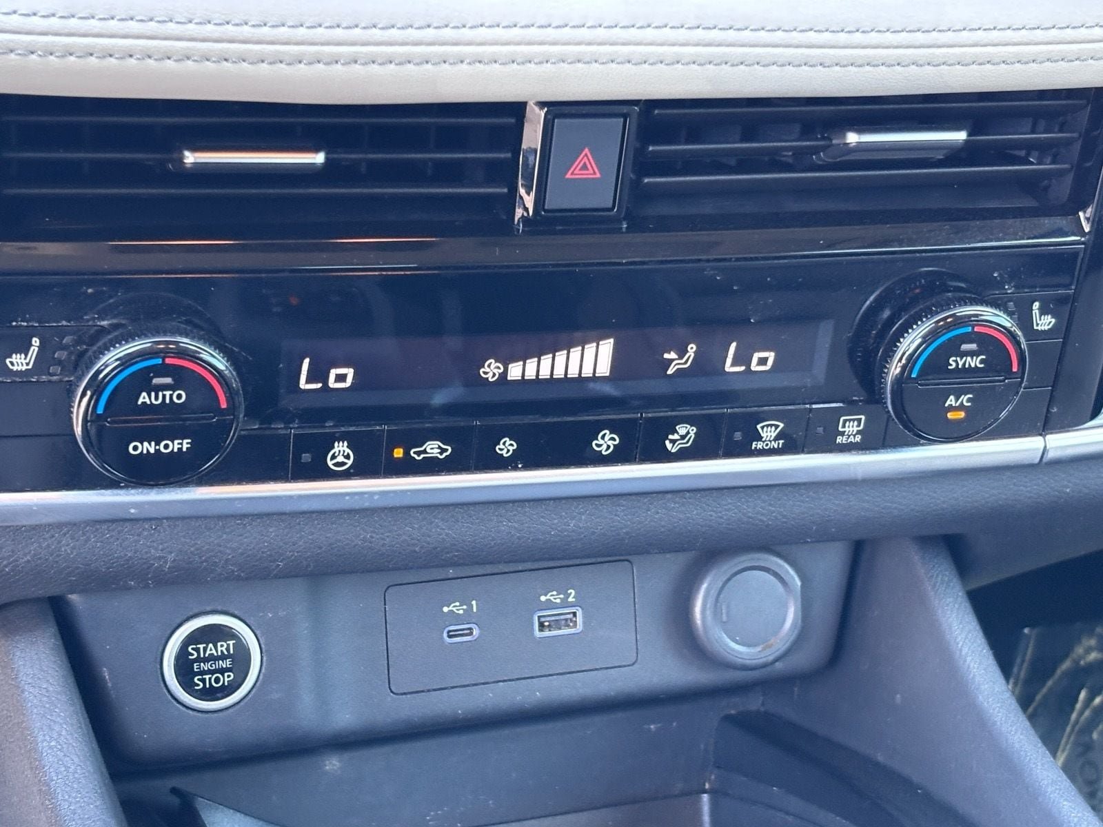 Used 2021 Nissan Rogue SV w/ Premium Package FWD image 28