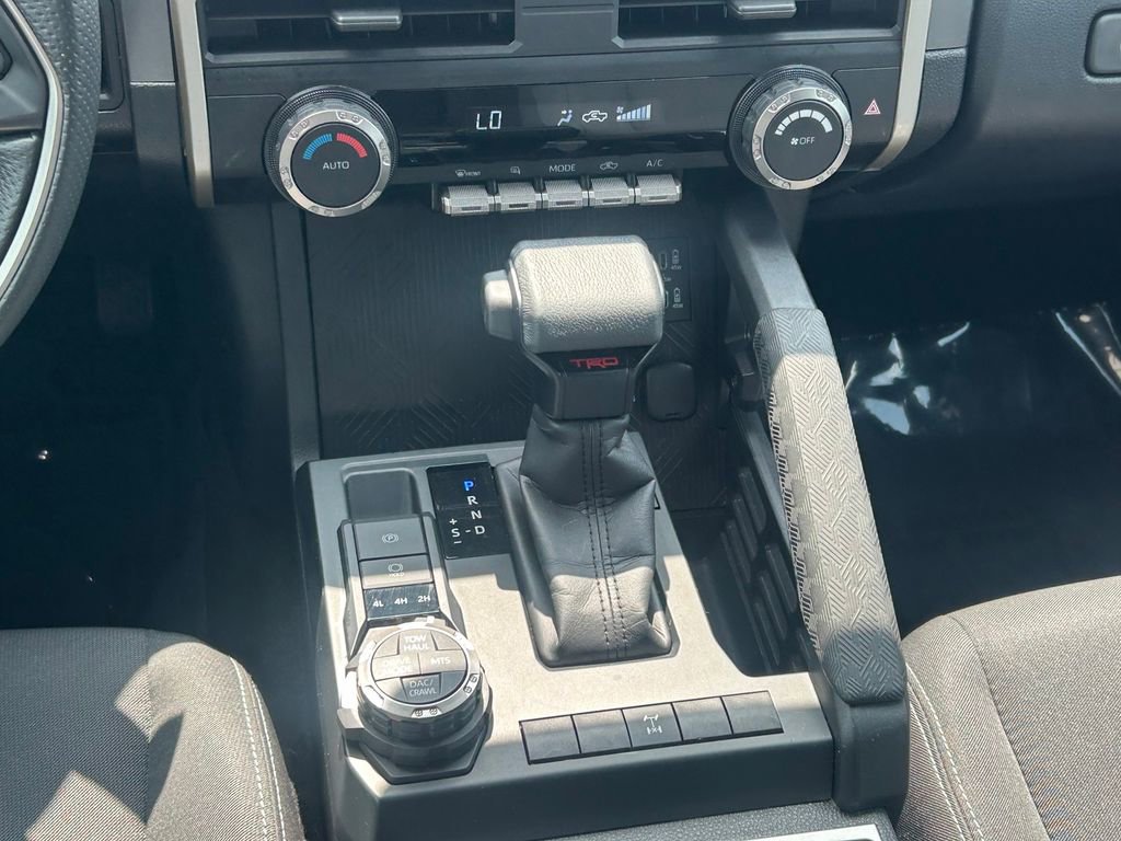 Certified 2024 Toyota Tacoma TRD Off-Road AWD/4WD image 21