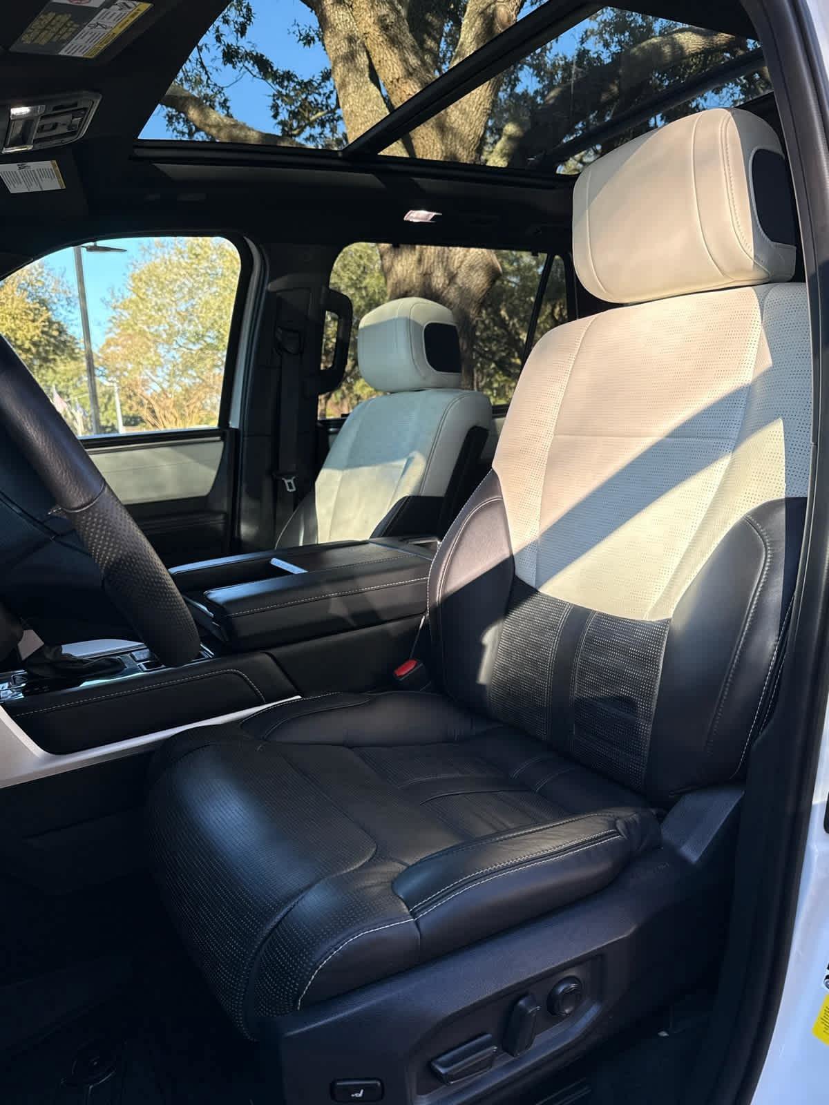 Used 2025 Toyota Sequoia Capstone image 10