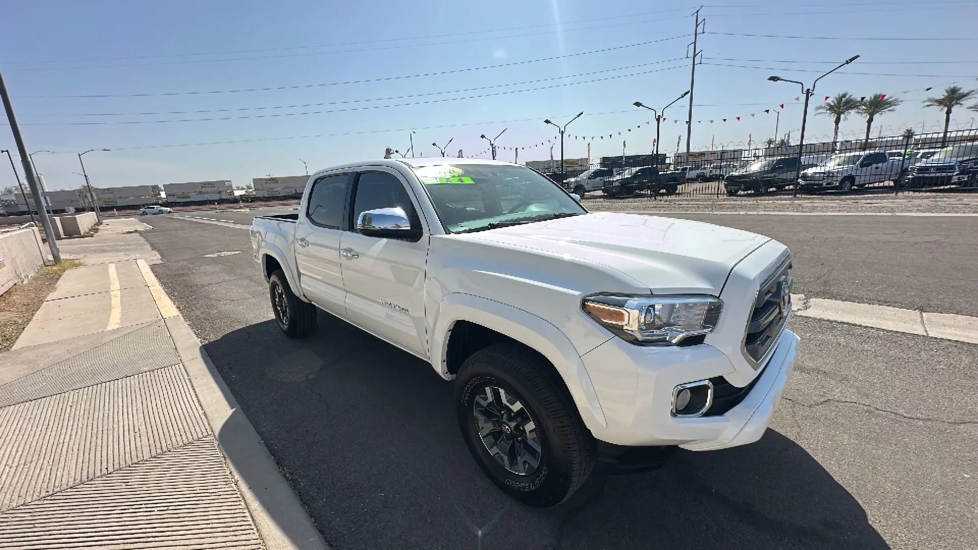 Used 2016 Toyota Tacoma Limited w/ Towing Package AWD/4WD image 7