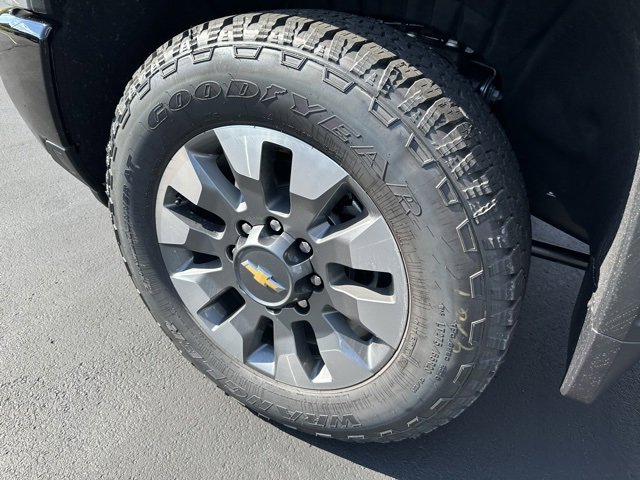 New 2026 Chevrolet Silverado 2500 Custom image 11