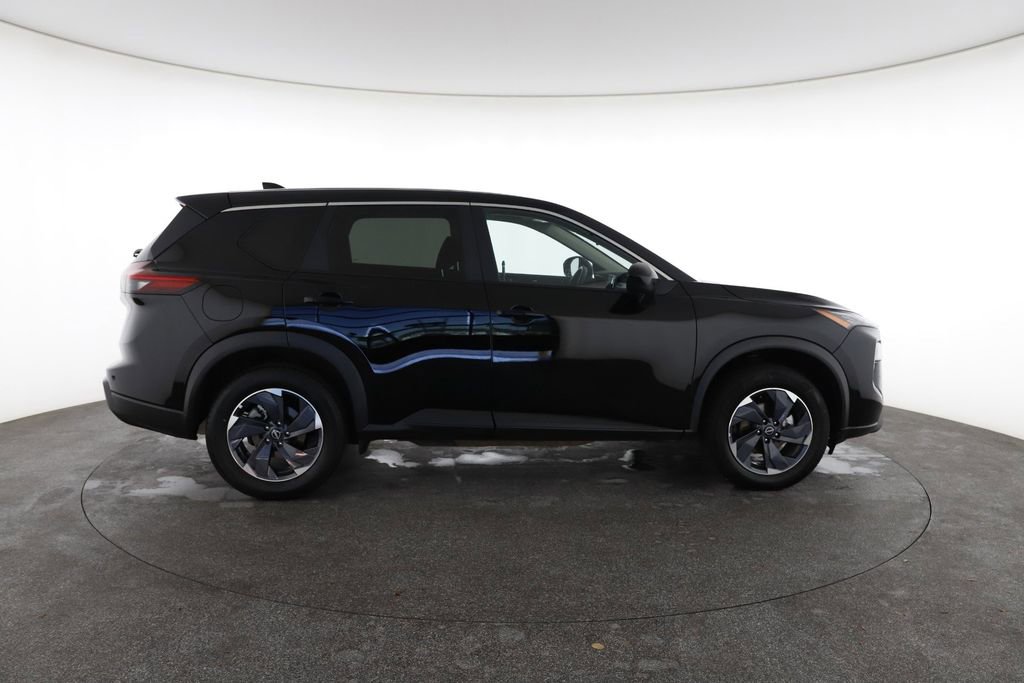 Used 2025 Nissan Rogue SV image 14