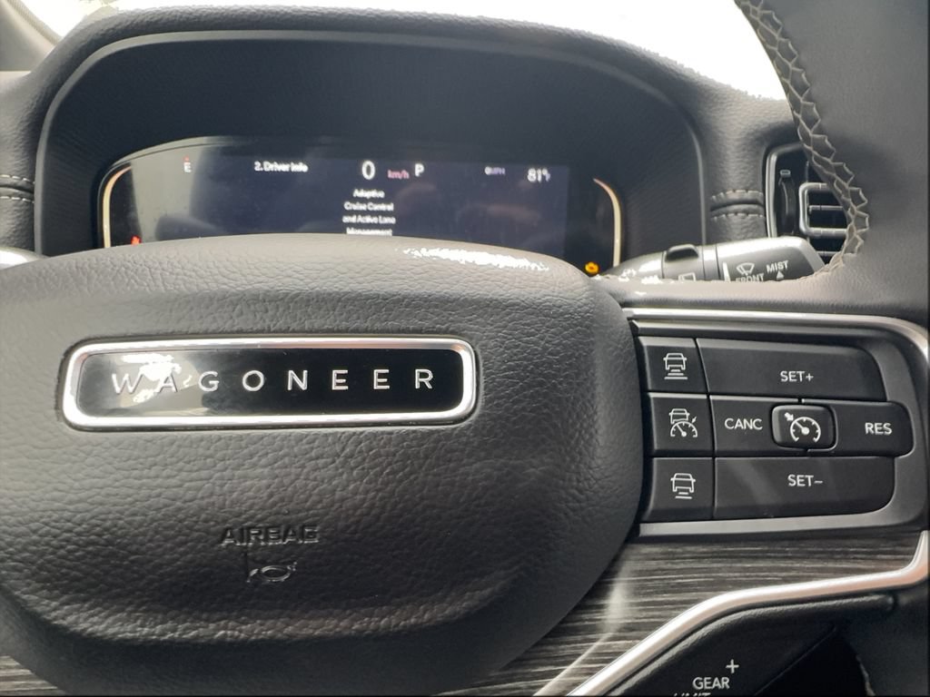 Used 2024 Jeep Wagoneer L Series II RWD image 44