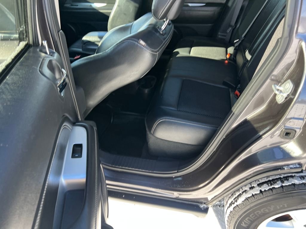 Used 2016 Jeep Compass Latitude image 21