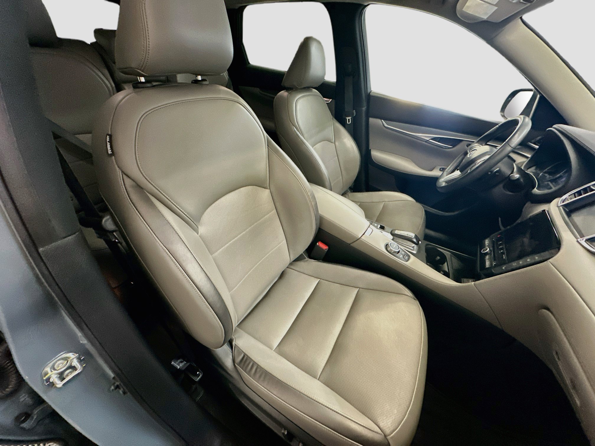 Used 2023 INFINITI QX50 Luxe AWD/4WD image 33