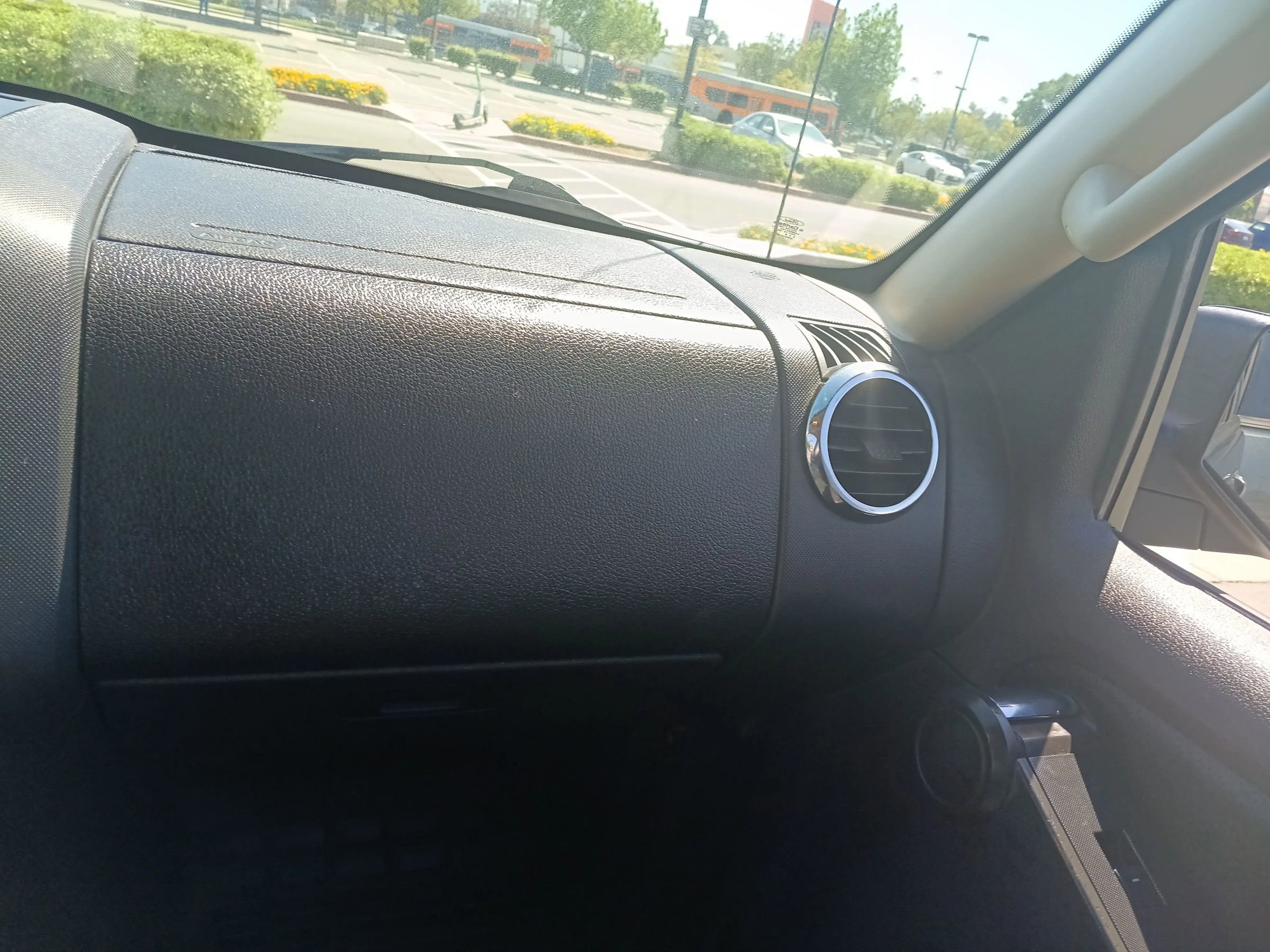 Used 2010 Ford Explorer Sport Trac Limited image 18