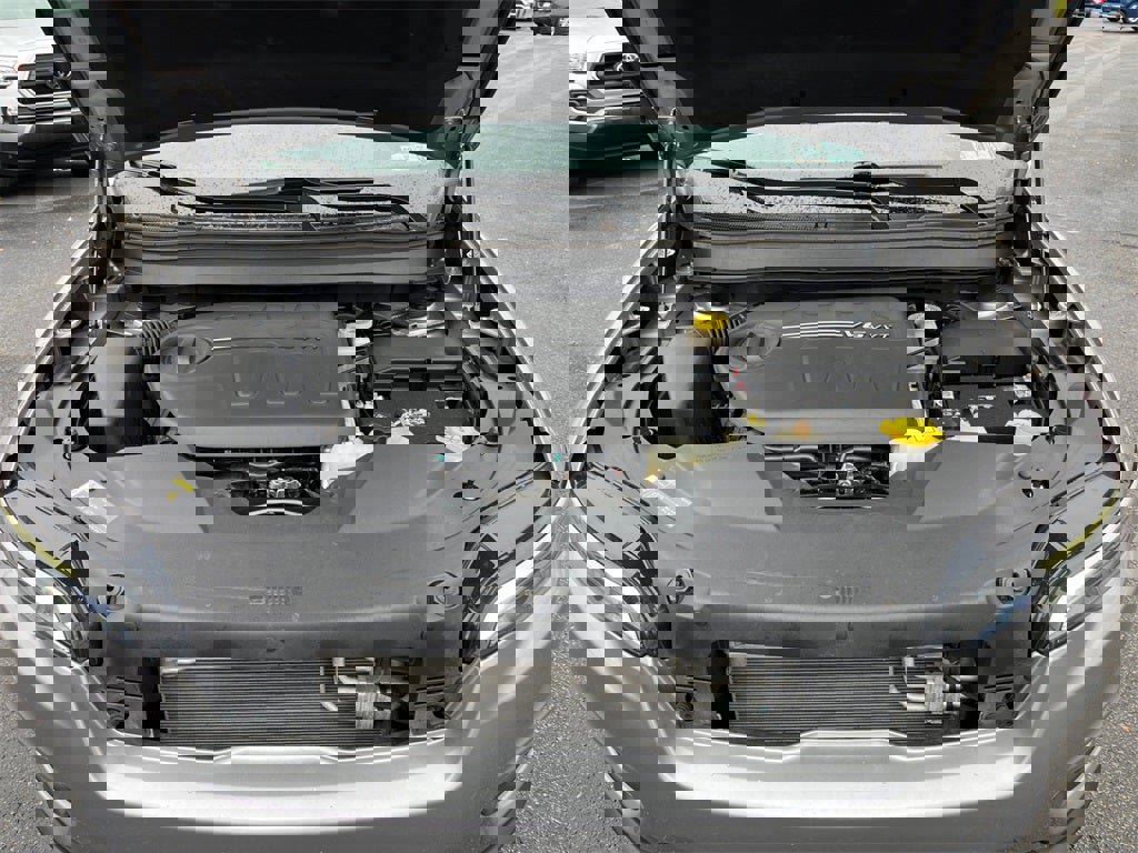 Used 2021 Jeep Cherokee Latitude Lux w/ Comfort/Convenience Group image 29