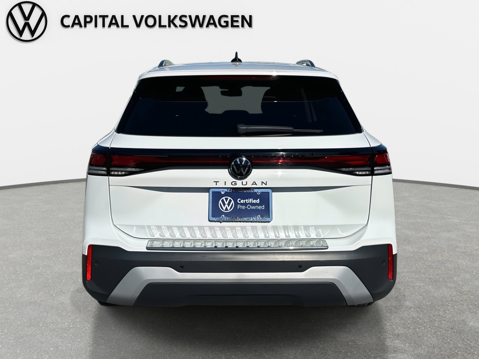 Certified 2025 Volkswagen Tiguan S image 6