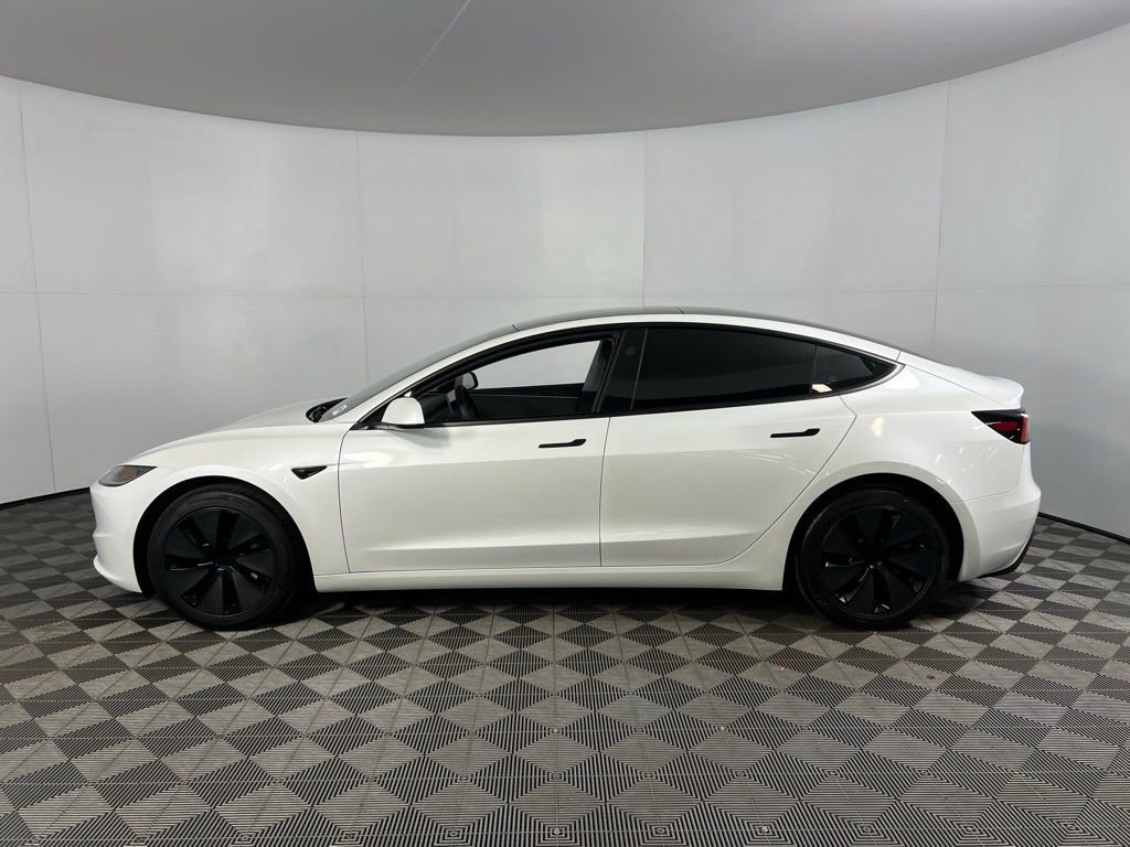 Used 2025 Tesla Model 3 Long Range image 9